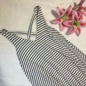 American Eagle Soft & Sexy Black and White Dress